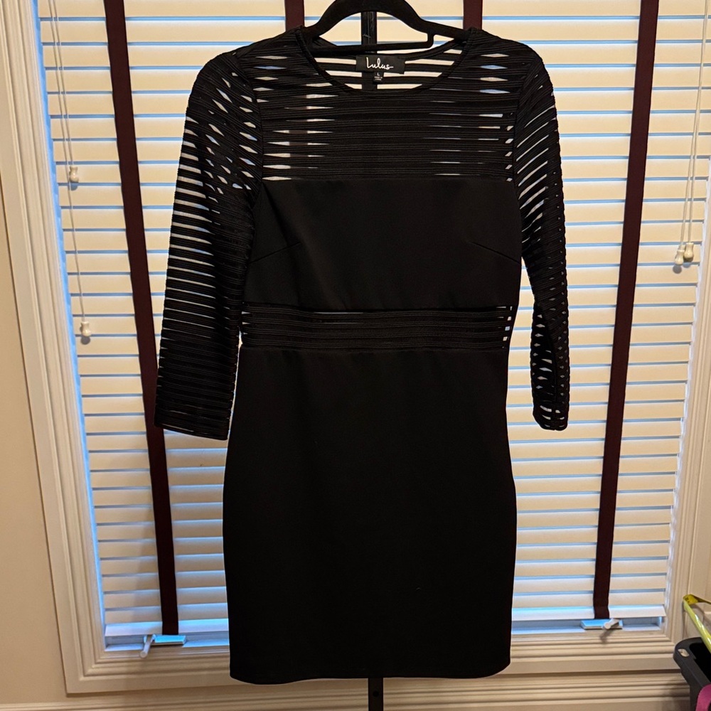 Lulu's Black Striped Sleeve Dress - Size Large
